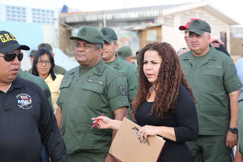 Romero Figueroa e Iris Varela