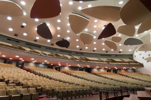 Estudiantes denuncia indigencia e insalubridad en áreas del Aula Magna de la UCV
