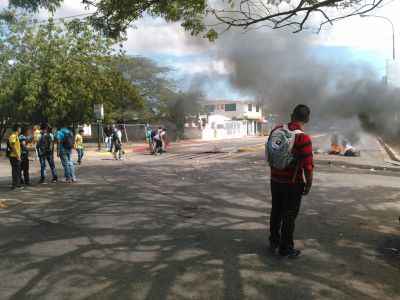 PROTESTA-UNEFM2