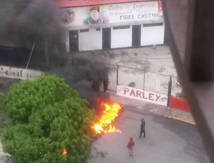 Tranca tres racies 23 de enero EC