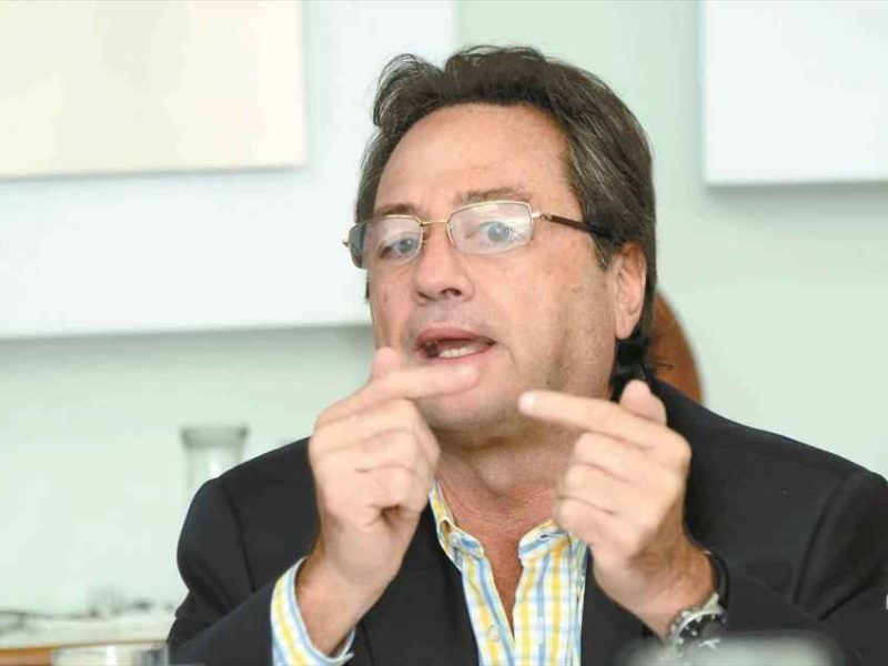 Roig informó que se planifica que se realicen diálogos tripartitos y dialogos bipartitos, entre Fedecámaras y el gobierno.