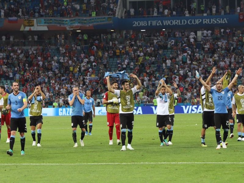 Los dirigidos por Washington Tabárez se mantienen en competencia