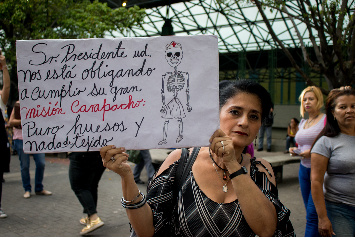 protesta en apoyo al paro de enfermeras