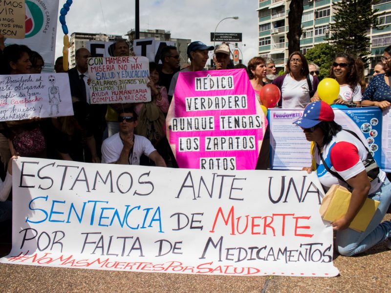 Pacientes crónicos protestaron en caracas