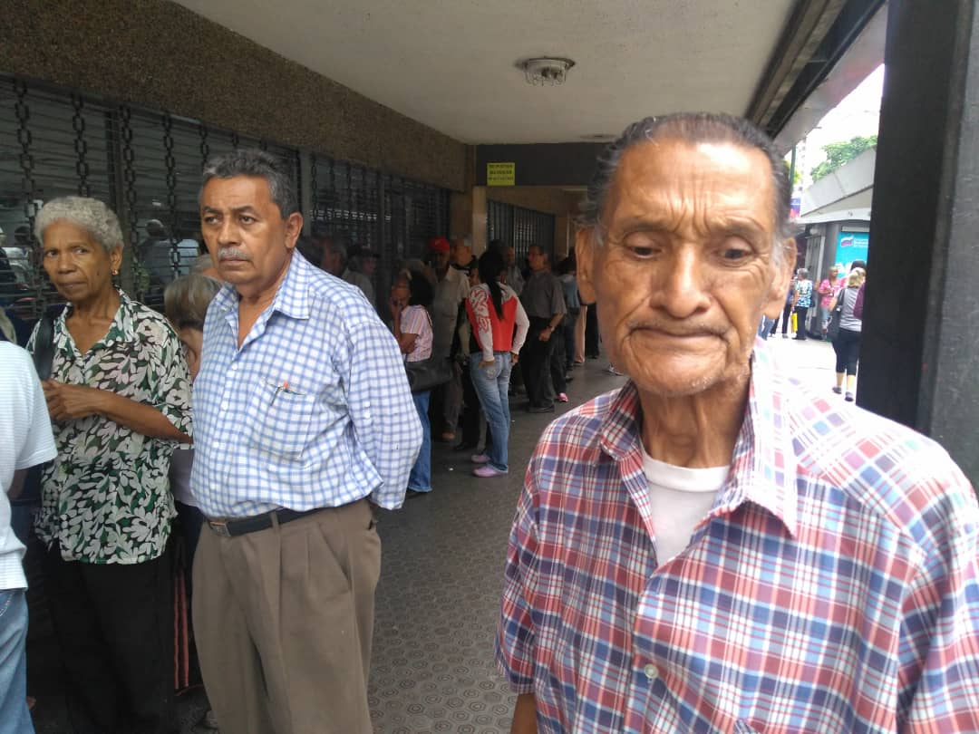 bancos colas pensionados