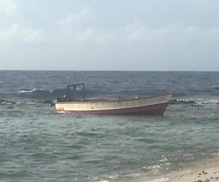 Detienen a 14 migrantes venezolanos en Aruba, denuncia Funradedes