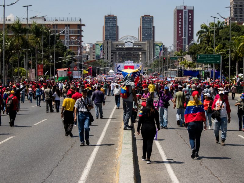 Maduro no llenó la Av Bolívar