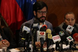 denuncia que el Gobierno amedrenta y persigue a las ONG