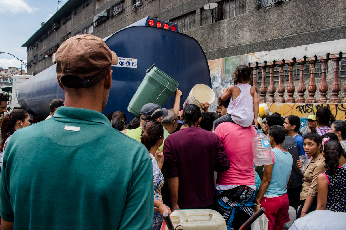 caracas sin agua y con electricidad a medias