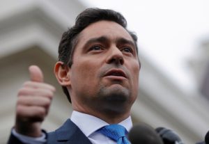 Carlos Vecchio asegura que EEUU no avisó al gobierno interino de su reunión con Maduro