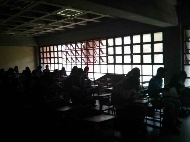 días sin clases. Megaapagones. Calendario escolar