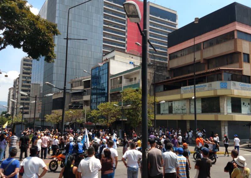 manifestaciones-Chacao-manifestantes-30Abr