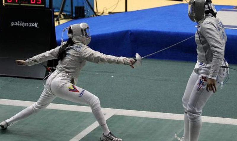 Esgrima femenina