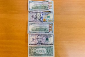 Precio del dólar BCV ha aumentado 107% con respecto a agosto 2022