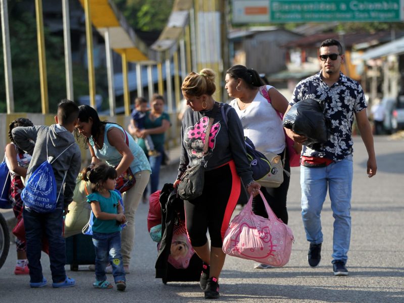 Venezolanas Globales rechaza trato a migrantes que salen del país por la crisis humanitaria