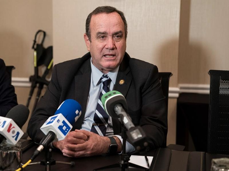 El presidente electo de Guatemala Alejandro Giammattei