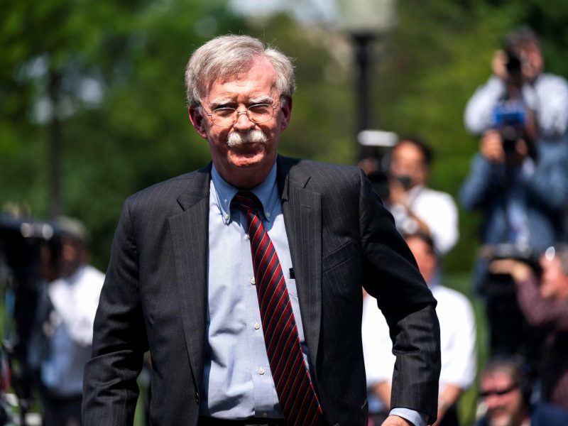 La salida de John Bolton se interpreta como una política menos agresiva de EEUU hacia Venezuela