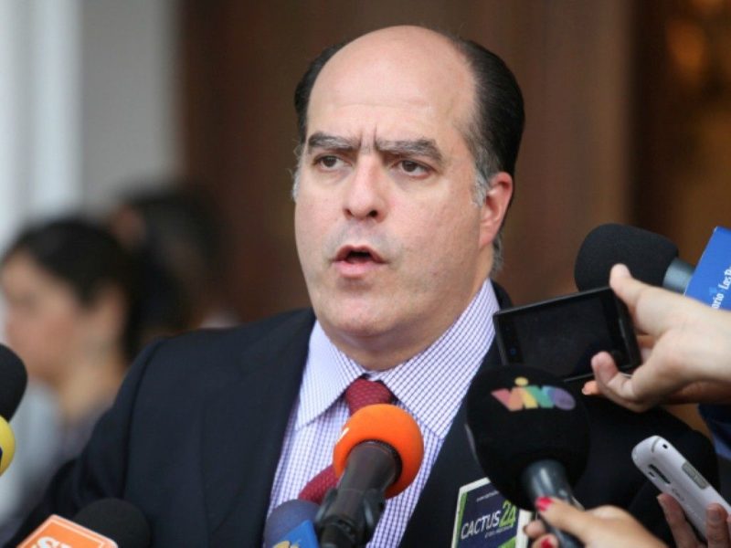 Tribunal solicita la extradición del exdiputado Julio Borges