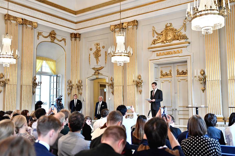 entrega del Nobel de Literatura 2019