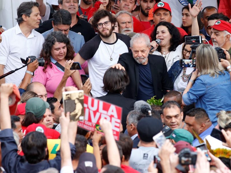 El expresidente de Brasil, Lula da Silva, fue liberado este viernes 8 de noviembre