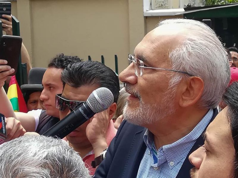 Carlos Mesa dijo que Evo Morales no puede ser candidato