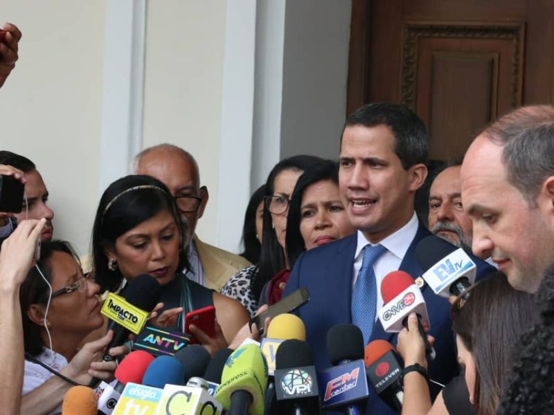 Juan Guaidó llamó a una protesta en las principales vías del país, el lunes 25 de noviembre