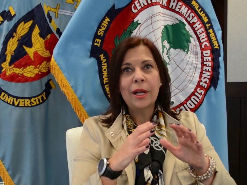La embajadora de Juan Guaidó en Brasil, María Teresa Belandria, dijo que funcionarios entregaron la embajada