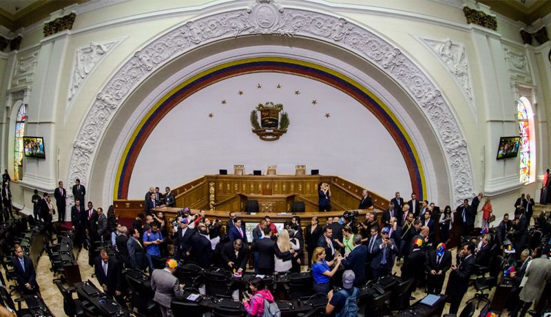 Los diputados venezolanos deben votar este domingo para elegir presidente de la AN