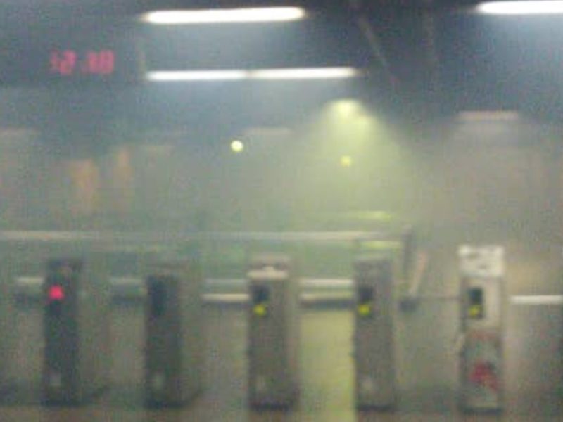 Desalojan estación La California del Metro de Caracas por presencia de humo