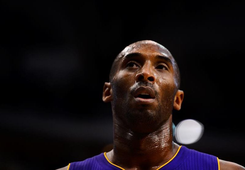El reconocido basquebolista Kobe Bryant falleció este domingo 26 de enero