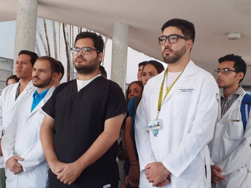 Estudiantes de la UCV