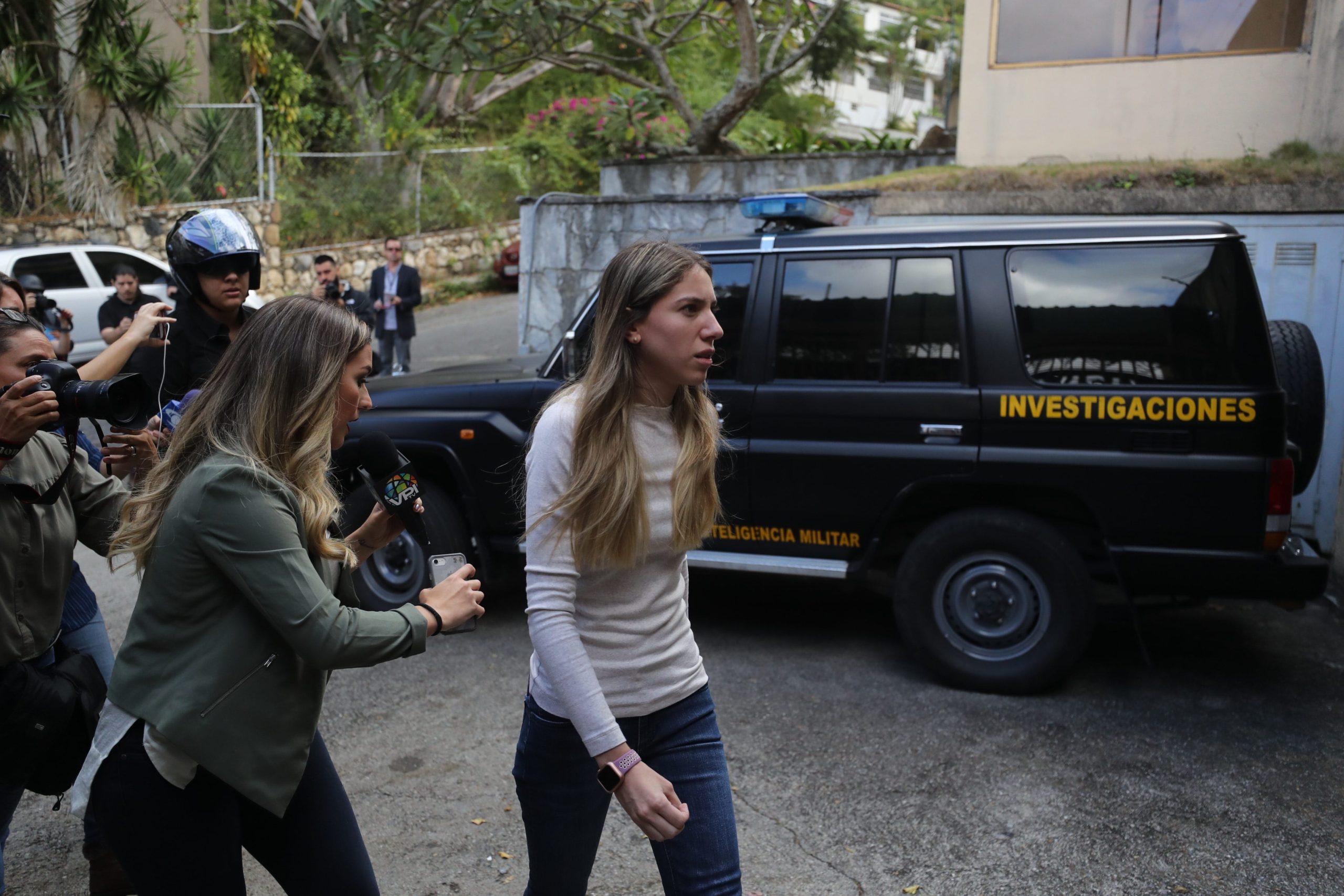 Fabiana Rosales llegó a casa del tío de Juan Guaidó