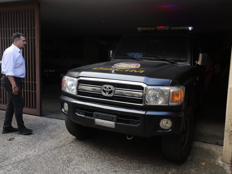 Fabiana Rosales llegó a casa del tío de Juan Guaidó