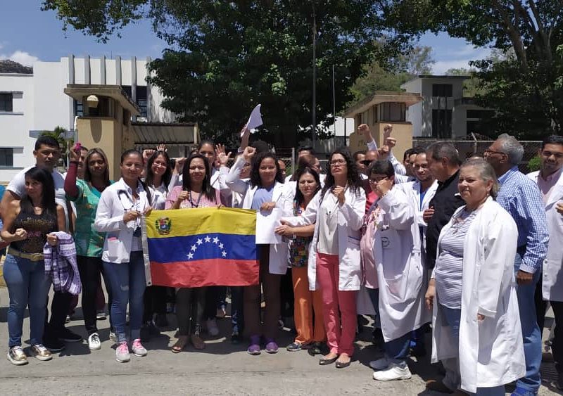 Médicos hospital El Algodonal