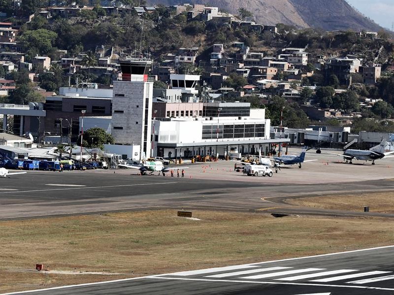 Aeropuertos ajustan logística para reactivar vuelos en Venezuela