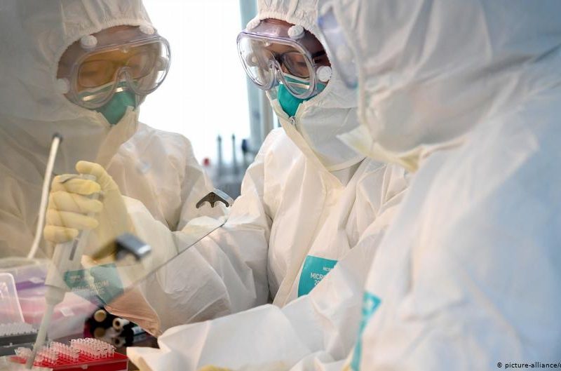 China dice haber desarrollado vacuna contra coronavirus y autoriza pruebas en humanos