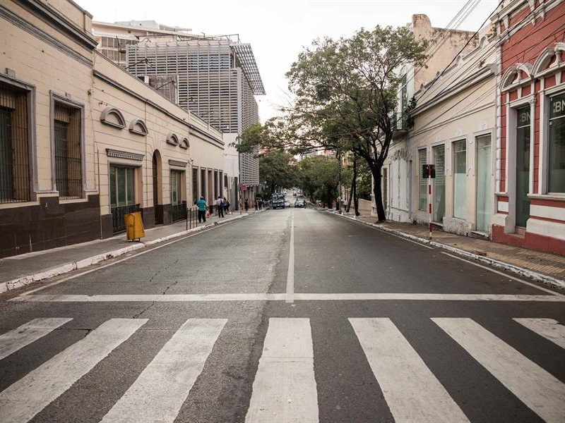 Paraguay registra primer muerto por COVID-19 y Brasil suma once fallecidos