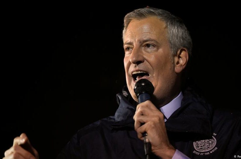 Alcalde de NYC llama a una cuarentena nacional para enfrentar el coronavirus