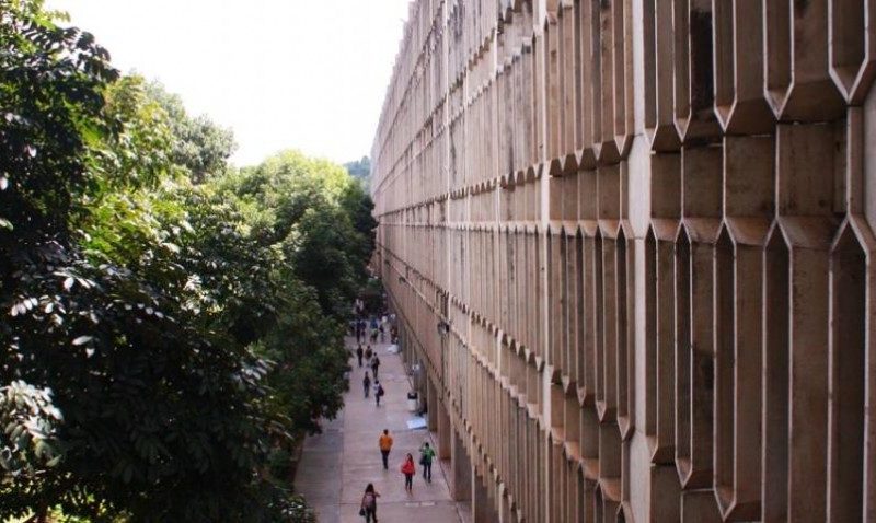 Ucab reiniciará actividades académicas el 27 de abril con clases a distancia