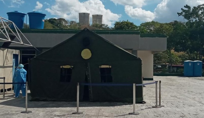 Carpa hospital Domingo Luciani