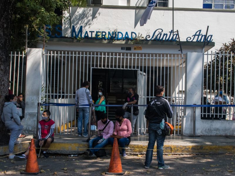 Parir en pandemia: maternidad Santa Ana suspende visitas, pero sigue pidiendo insumos a embarazadas