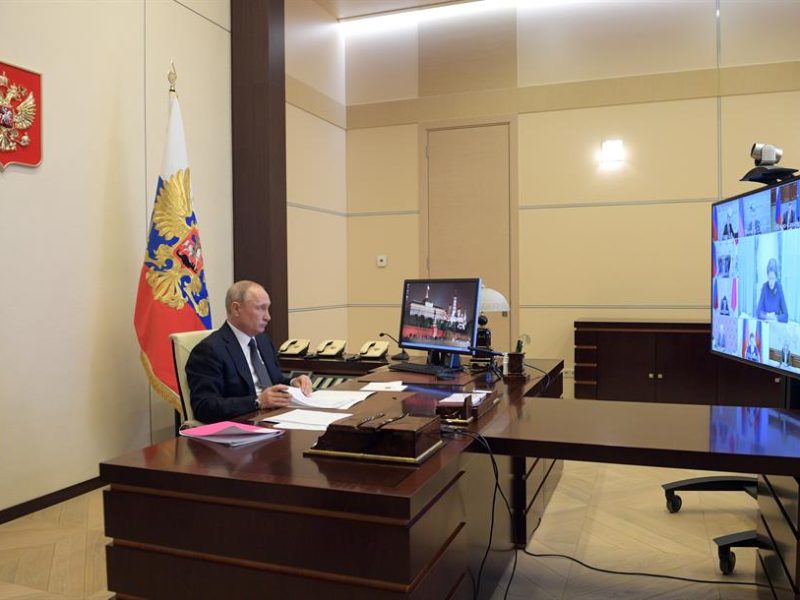 Putin_prolonga_el_confinamiento_para_contener_la_COVID-19