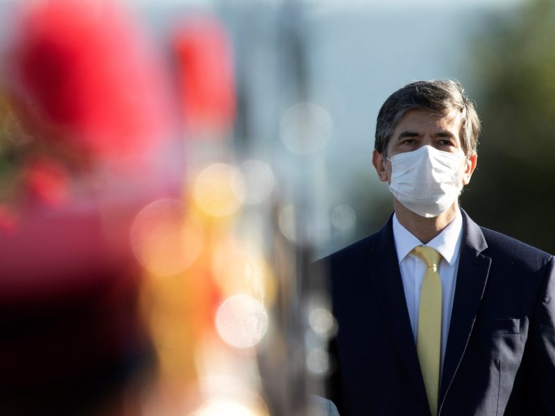 Renuncia ministro de Salud de Brasil