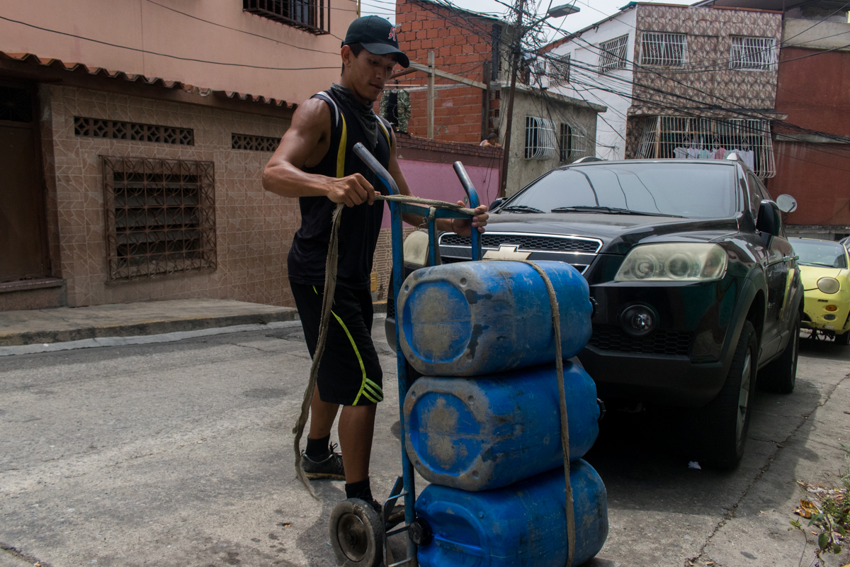 Job Aguilar pimpinero escasez de agua mayo 2020