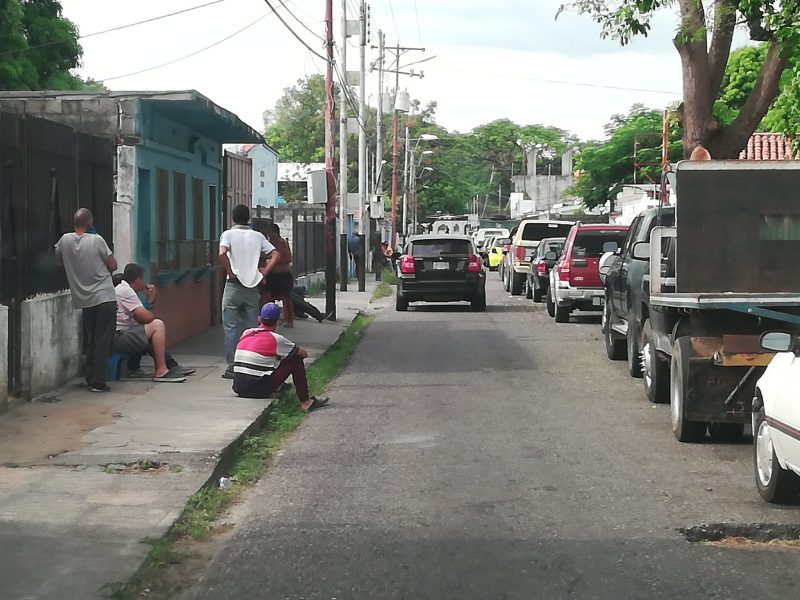 Estados orientales sin gasolina: colas, escasez y menos estaciones operativas