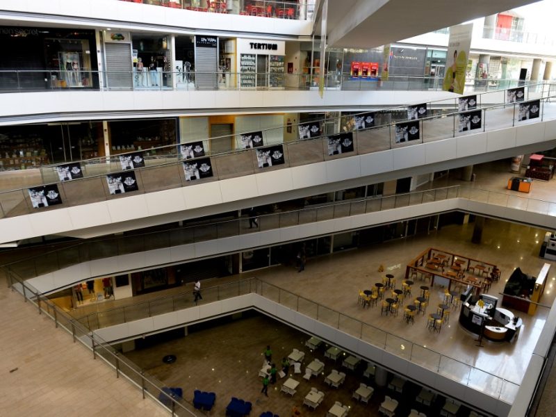 Maduro anuncia reapertura de centros comerciales desde el #15Jun