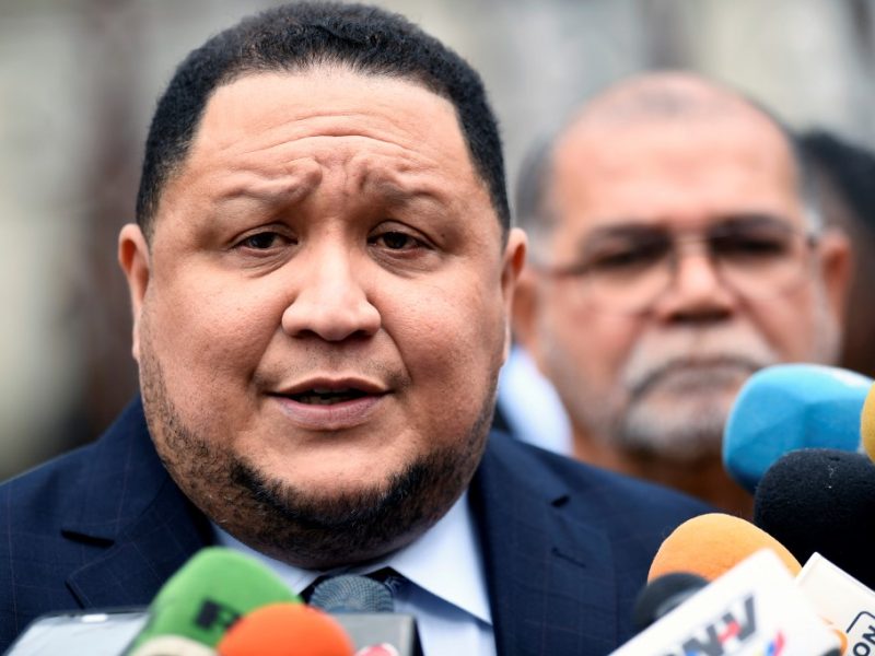 Capriles Radonski: TSJ decirle entregar Primero Justicia a unas basurillas corruptas