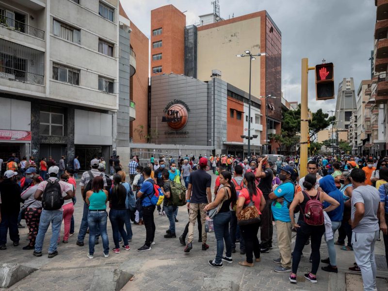 Maduro "radicalizará la cuarentena" en Caracas, Aragua, Bolívar, Miranda, Vargas y Zulia