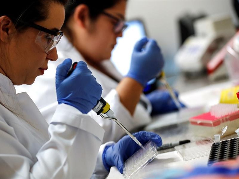 Argentina y México producirán la vacuna de AstraZeneca y Oxford para A.Latina
