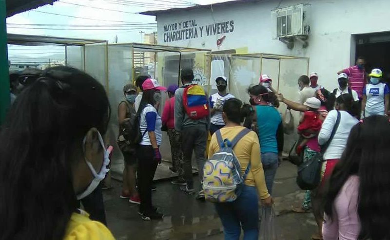 Puerto La Cruz cierra mercado municipal por dos días y Lechería restringe circulación